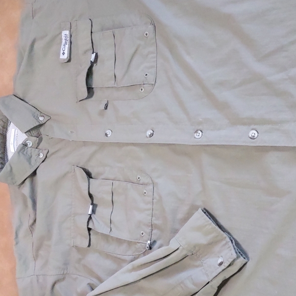 Columbia Sportswear PFG Shirt - Picture 13 of 13